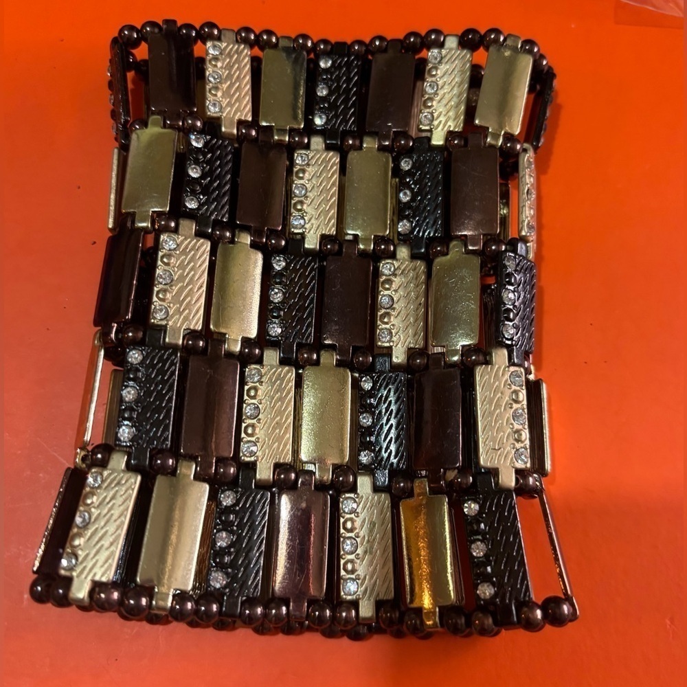 Fashion jewelry metal & Swarovski crystal expandable cuff bracelet one size